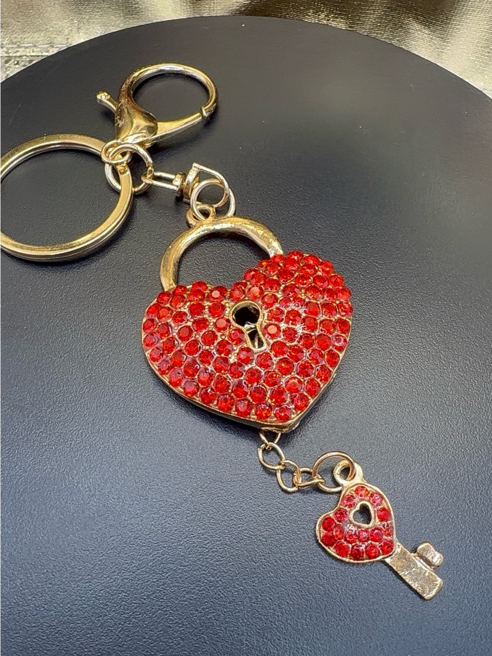 Red Crystal Heart Lock & Key Keychain - Gold Tone